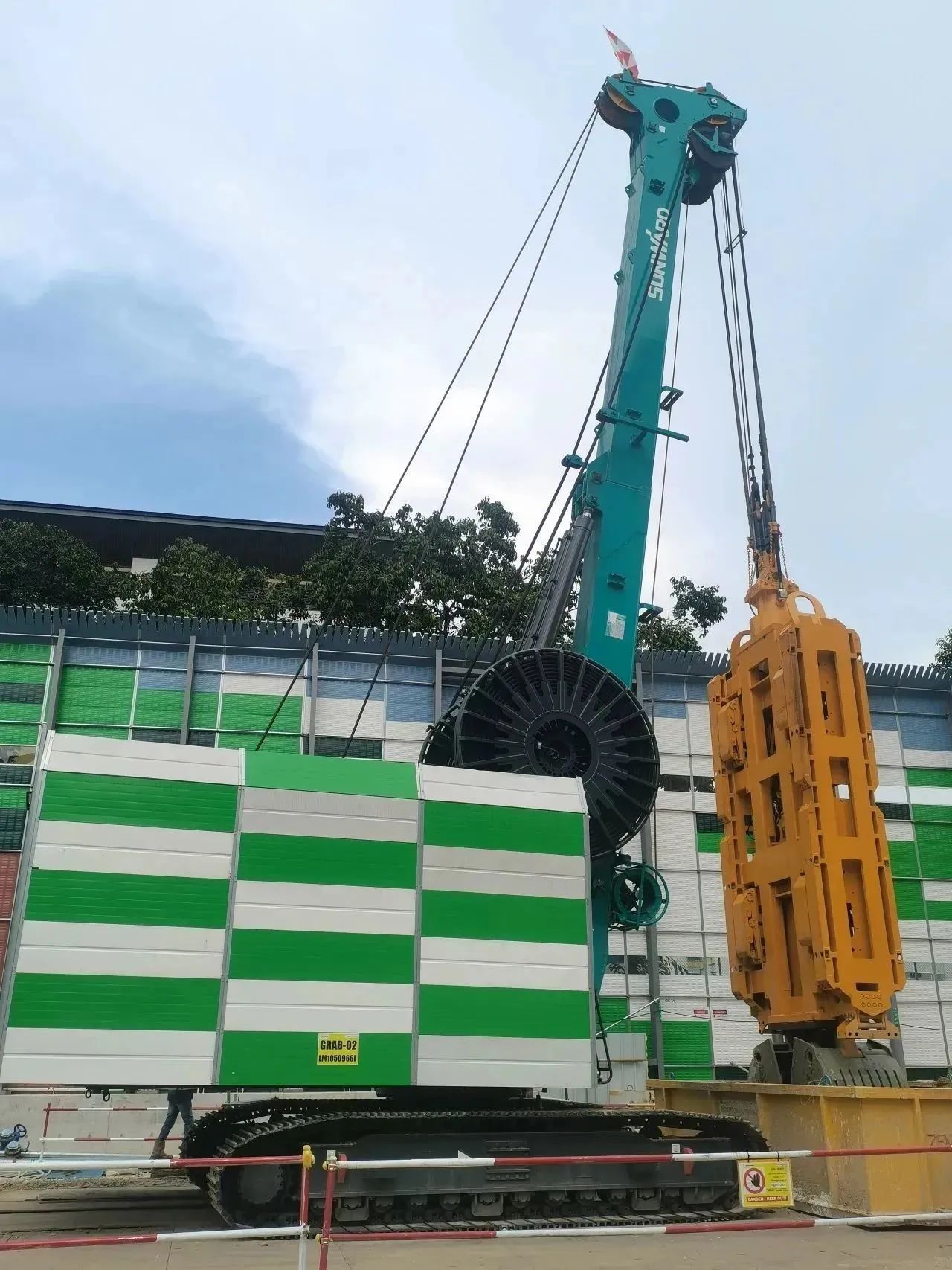 助力国内国际沉大工程！k豆钱包智能液压抓斗实力“出圈”