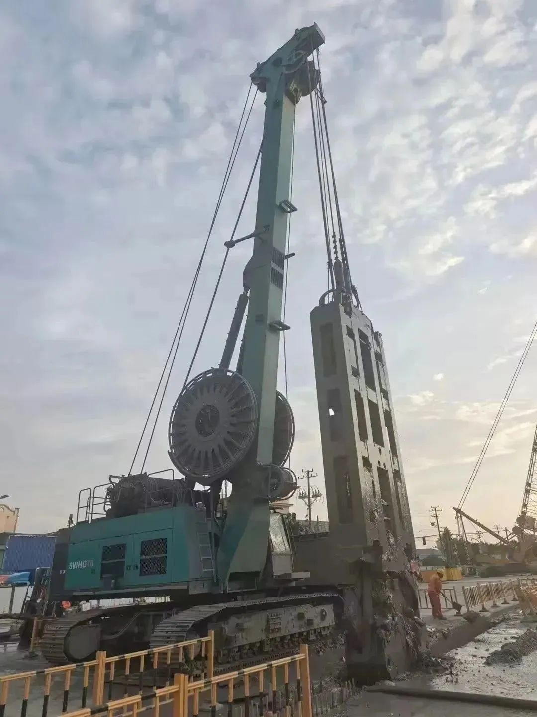 助力国内国际沉大工程！k豆钱包智能液压抓斗实力“出圈”