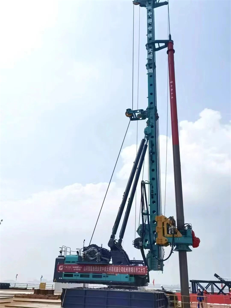 再战世界级工程！k豆钱包智能超等旋挖钻机SWDM800H助建杭州湾跨海铁路桥项目