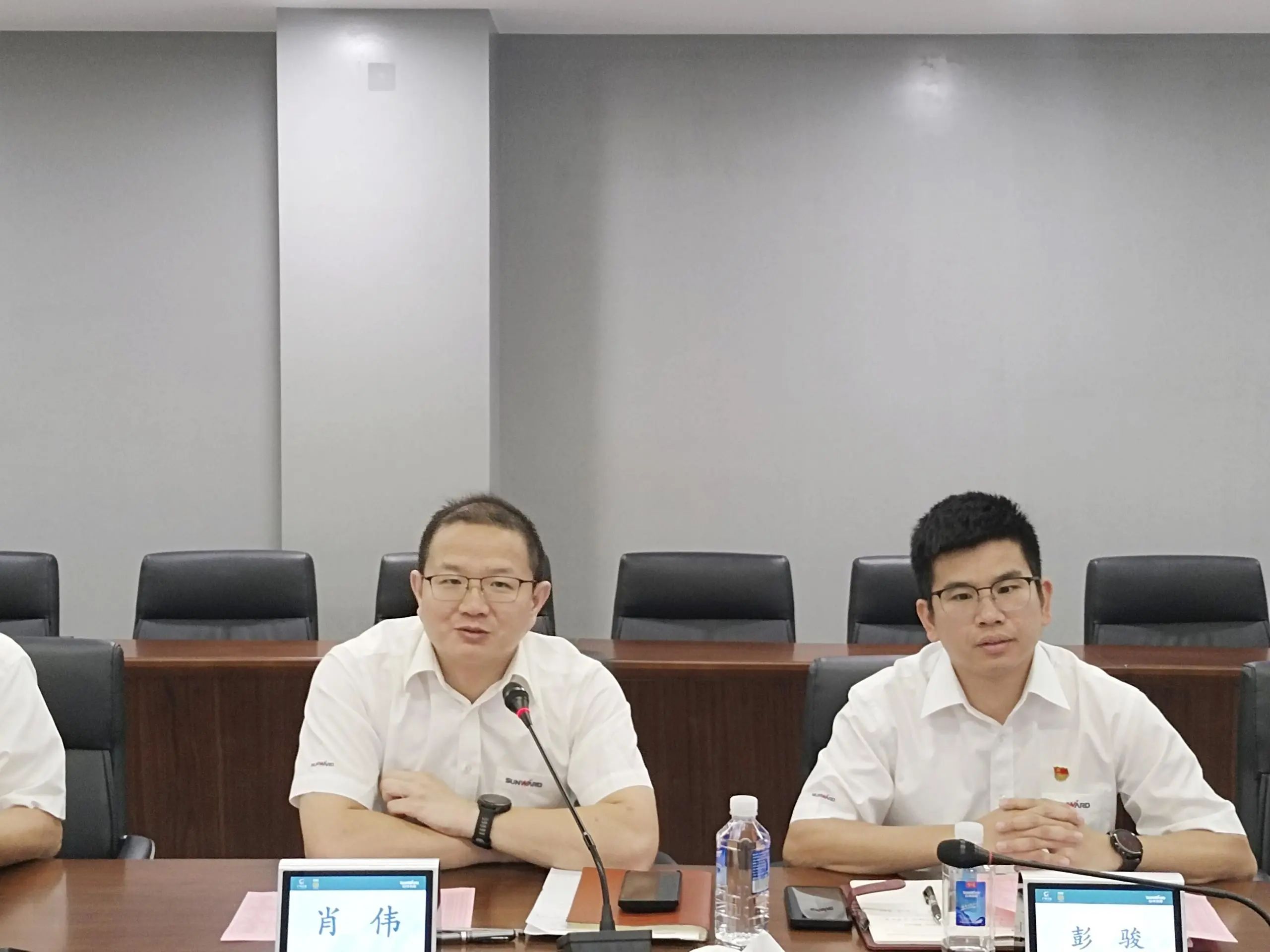 畅谈心声，共话将来！这场应届毕业生员工座谈会，很暖，很贴心！