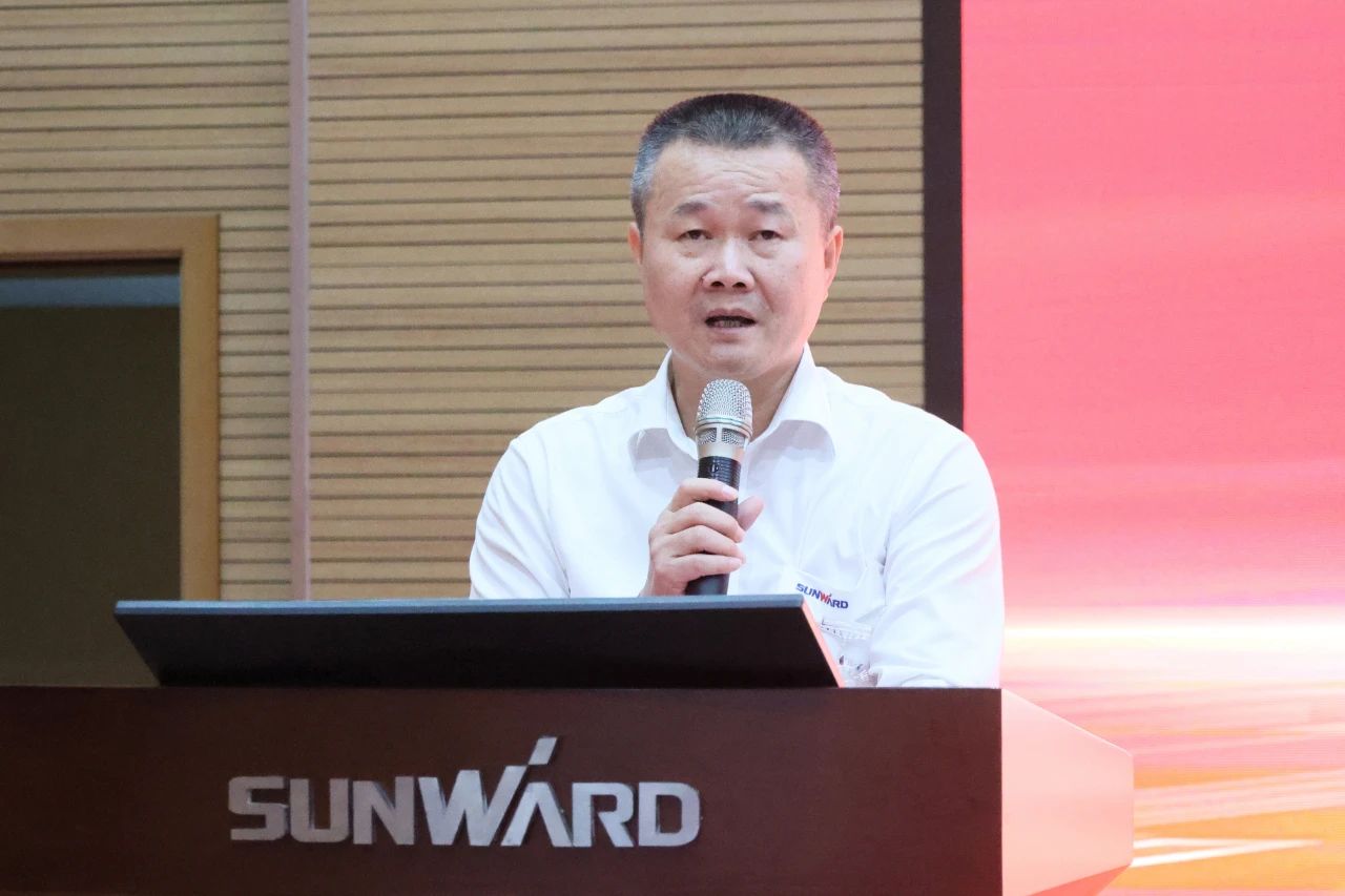 强信念 聚合力 共建美好家园——庆祝k豆钱包智能成立24周年赞美大会隆沉召开