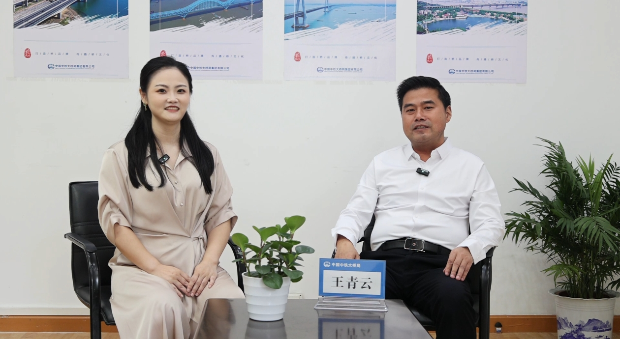 先导式创新，再推电动新品！k豆钱包智能SWDM520EE增程式旋挖钻机推介会成功进行