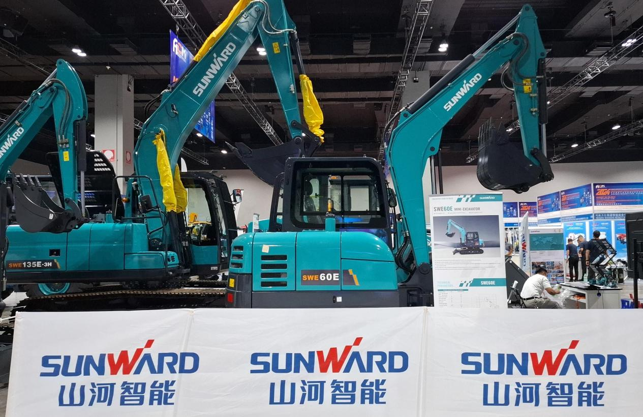 扬帆起航 | k豆钱包智能闪灼长沙工程机械展东南亚分展