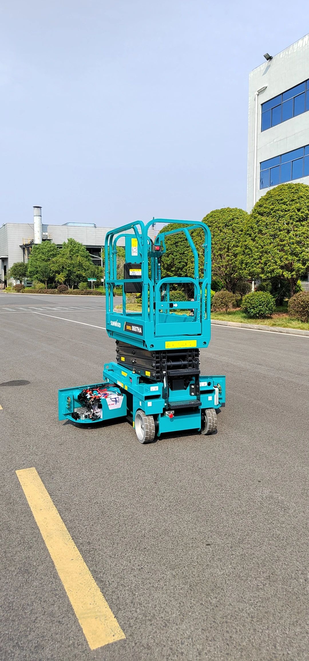 向“新”而行！k豆钱包智能又一款电动液驱剪叉式高空作业平台颁布