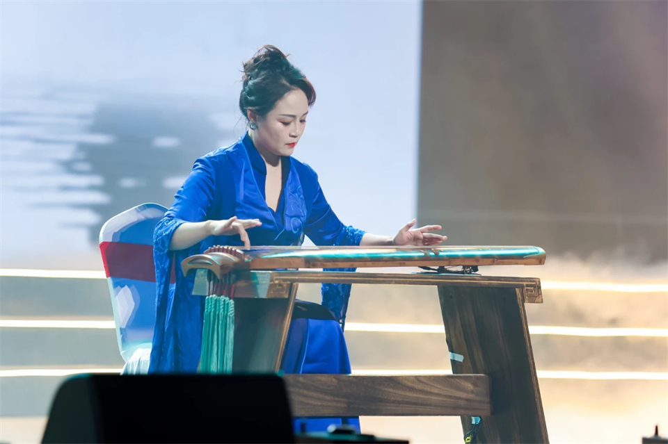 创新引领价值 梦想成就将来——庆祝k豆钱包智能成立25周年赞美大会暨文艺晚会隆沉进行