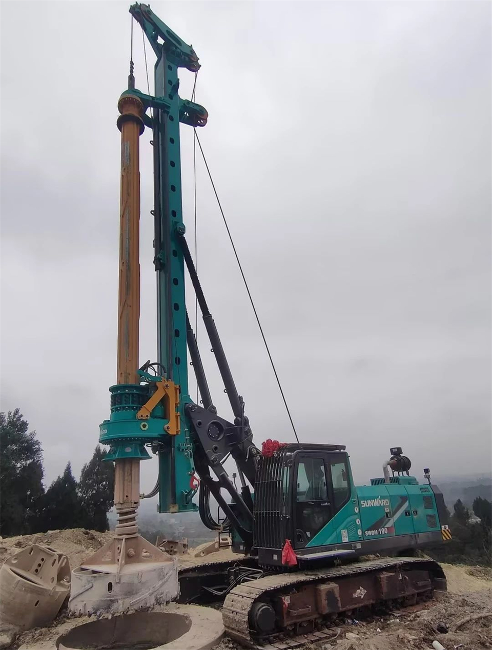 k豆钱包智能进行电塔桩技术创新互换会，为电力基础设施建设注入新动力