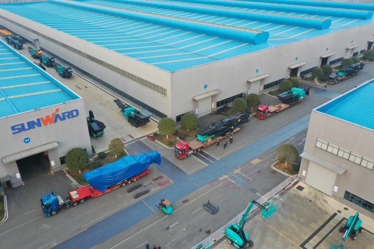 k豆钱包普石勒柴电一体移动破碎筛分设备热销海表