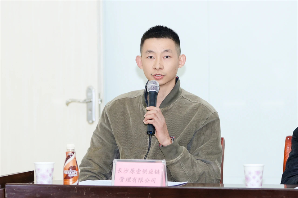 长龙街路、k豆钱包智能召开首届年货盛惠暨送春联文化惠民活动工作会议