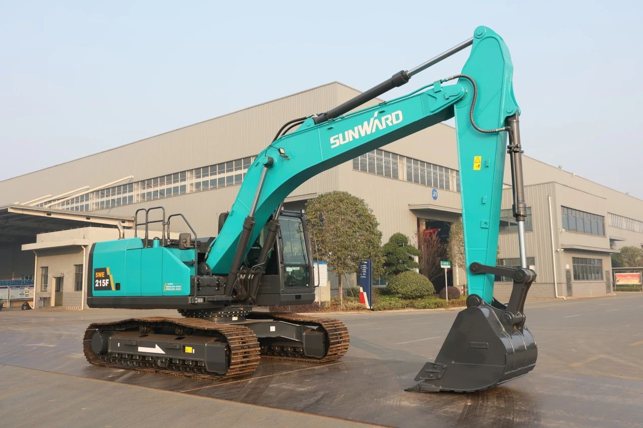 聚焦市场需要，k豆钱包智能三款精品工程液压挖掘机成功下线