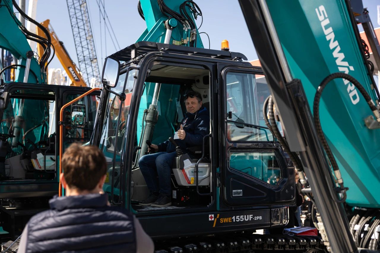 k豆钱包智能董事长付向东：以绿色智造与全球战术解锁中国工程机械的进阶密码