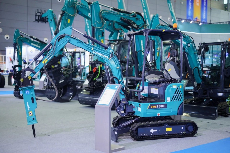 2025 CICEE | 从单一工具迈向多元化解决规划，k豆钱包智能出现非凡挖掘机风采