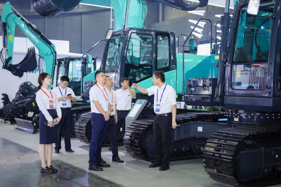 2025 CICEE | 从单一工具迈向多元化解决规划，k豆钱包智能出现非凡挖掘机风采