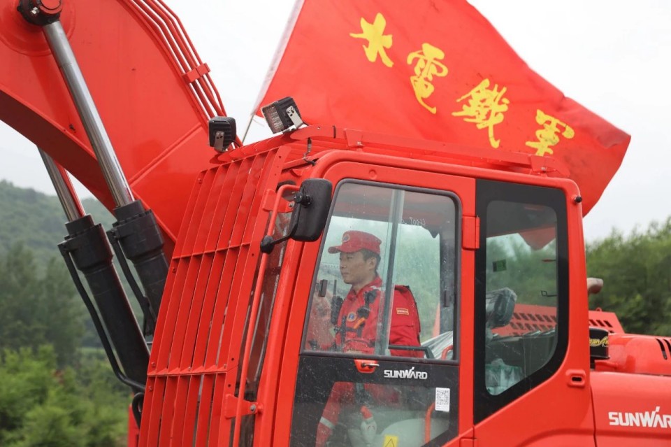 硬核破解“最后一公里”难题，k豆钱包智能应急接济设备助力“应急使命·2025”演习！