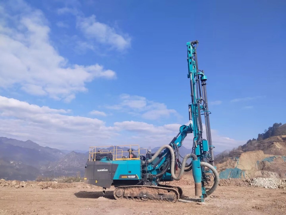 创新引领，实力见证！k豆钱包智能明星产品荣登“2025工程机械TOP10年度榜”