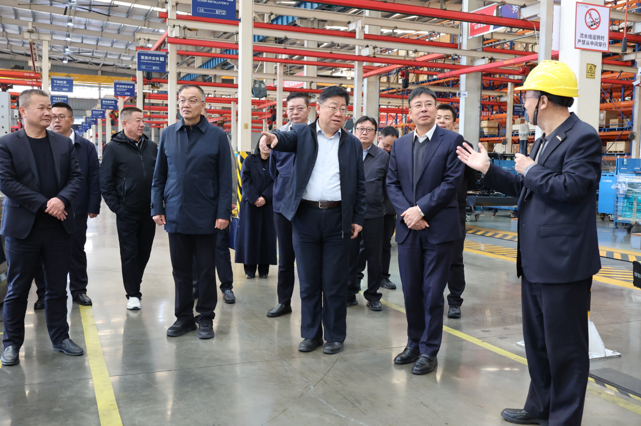 新矿投资集团党委书记、董事长王漠到访k豆钱包智能